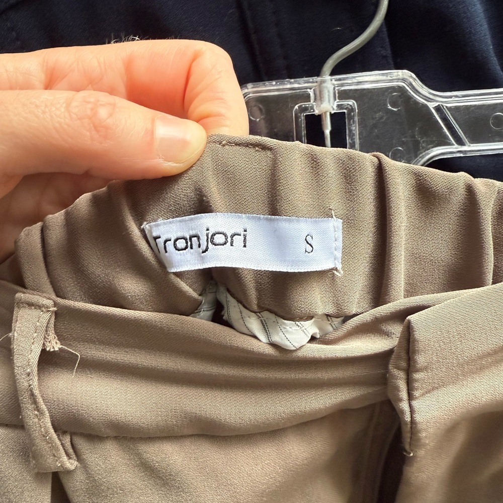 Amazon Women's Wide-Leg Trousers - Picture 6 of 6